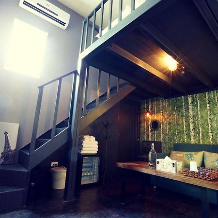 Kaohsiung Giethoorn Apartment Bagian luar foto