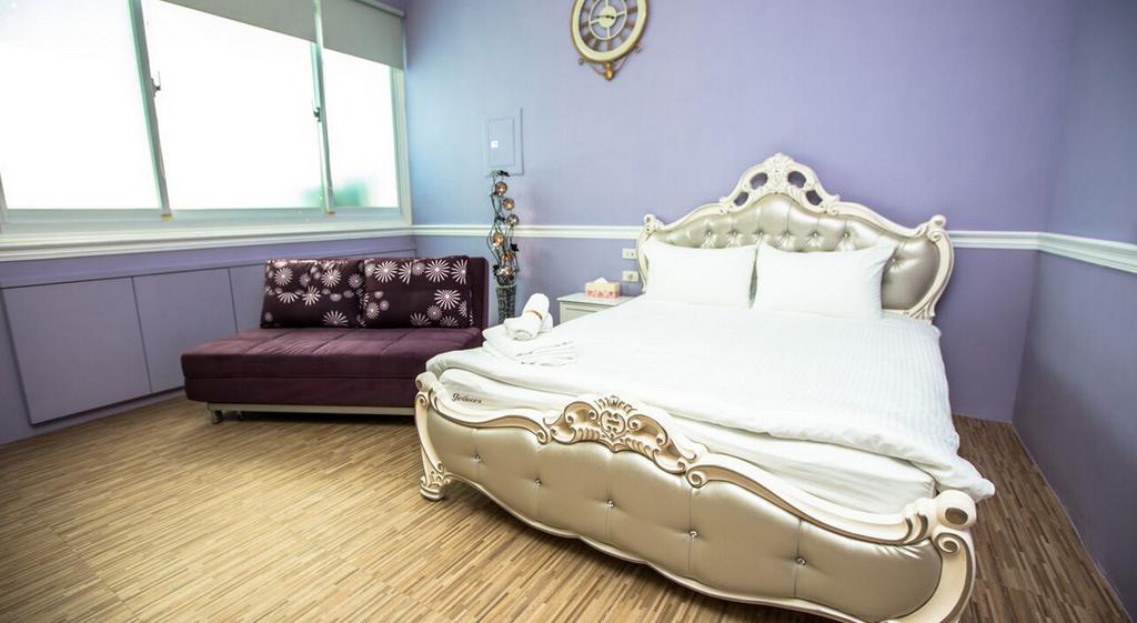 Kaohsiung Giethoorn Apartment Bagian luar foto