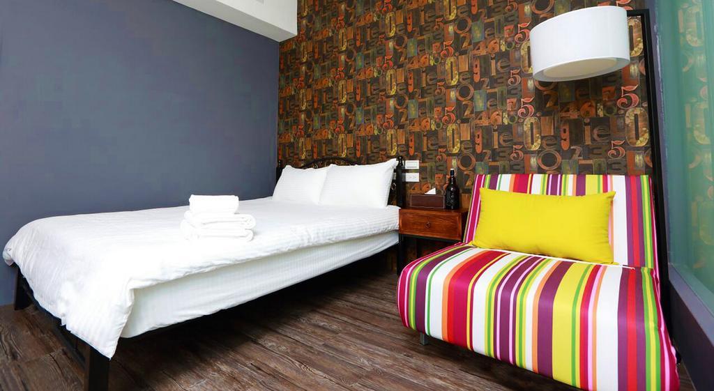 Kaohsiung Giethoorn Apartment Bagian luar foto