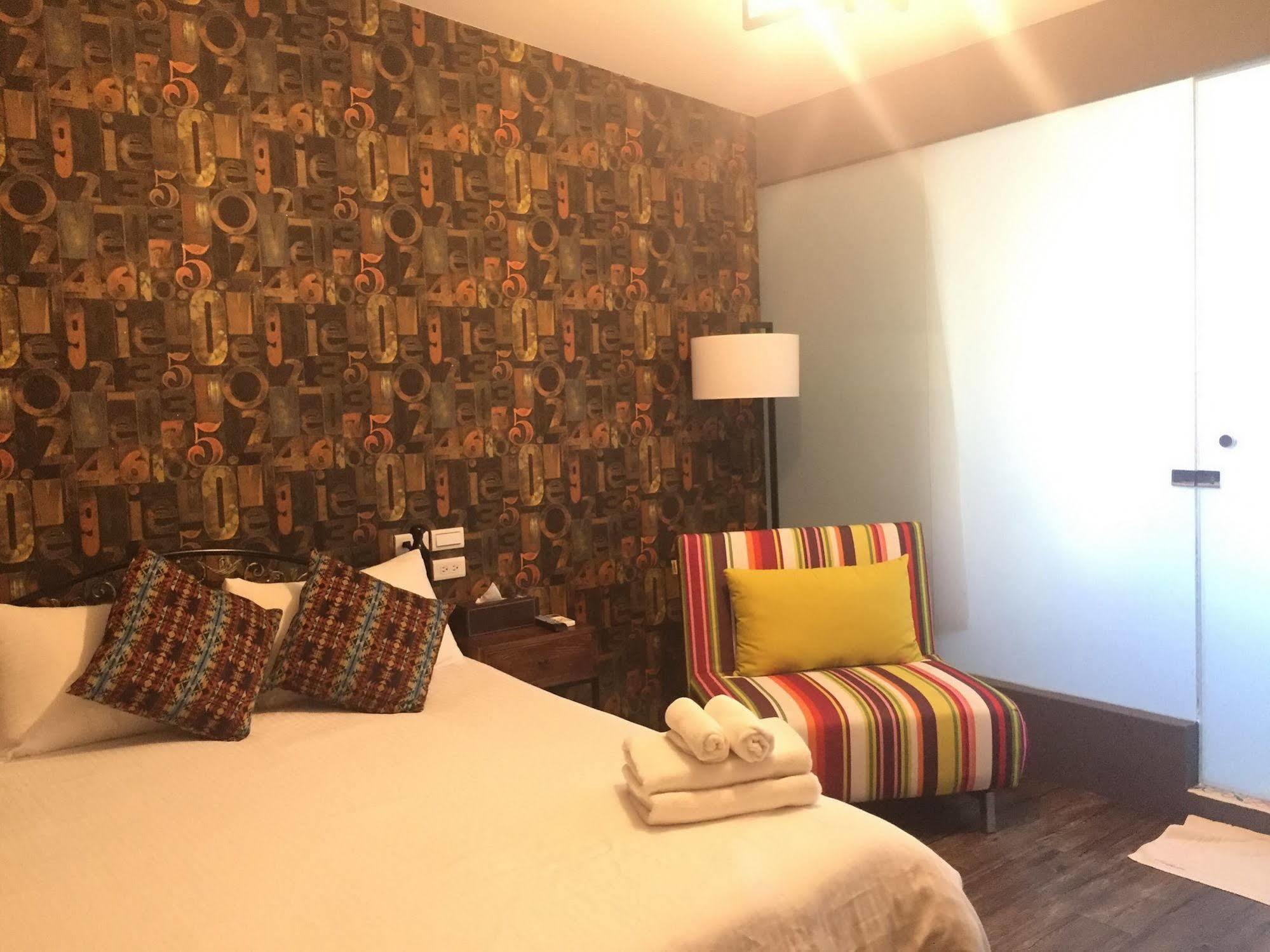 Kaohsiung Giethoorn Apartment Bagian luar foto