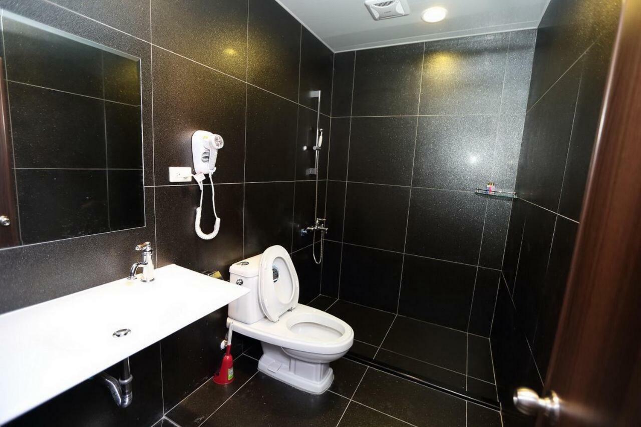Kaohsiung Giethoorn Apartment Bagian luar foto